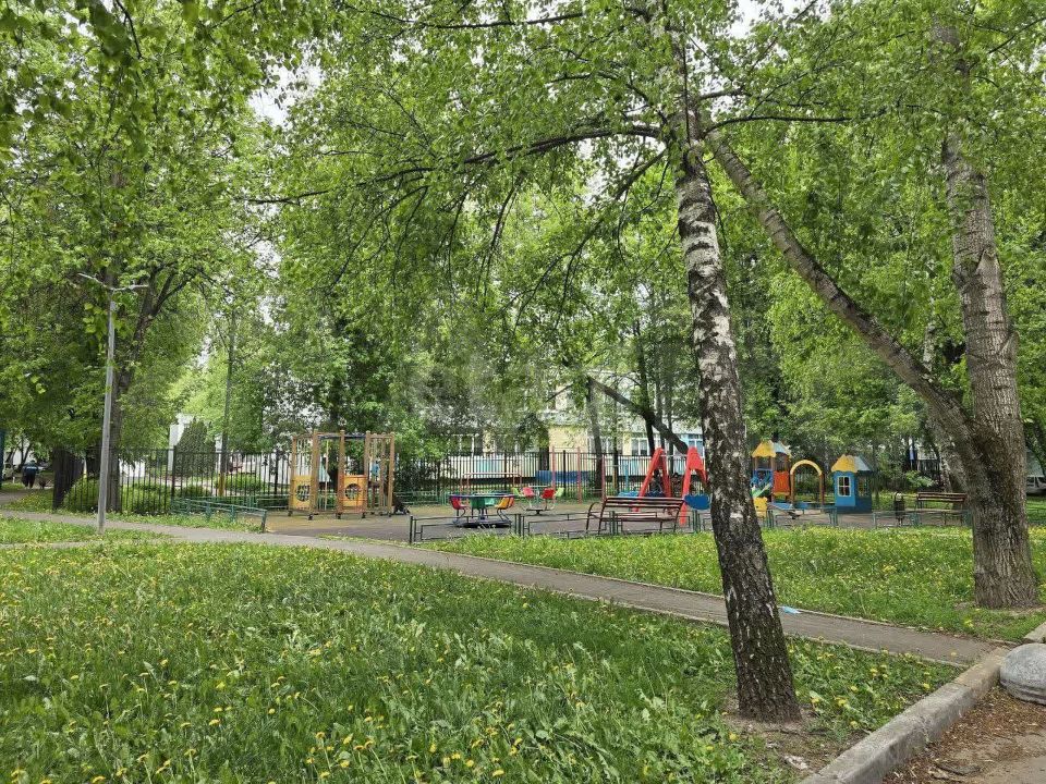 Продается 1-комнатная квартира, площадью 37.00 кв.м. Москва, улица Домодедовская, дом 4