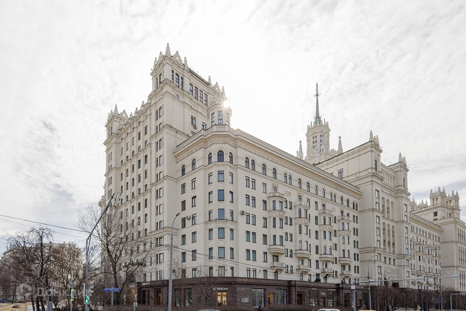 Продается 2-комнатная квартира, площадью 74.40 кв.м. Москва, набережная Котельническая