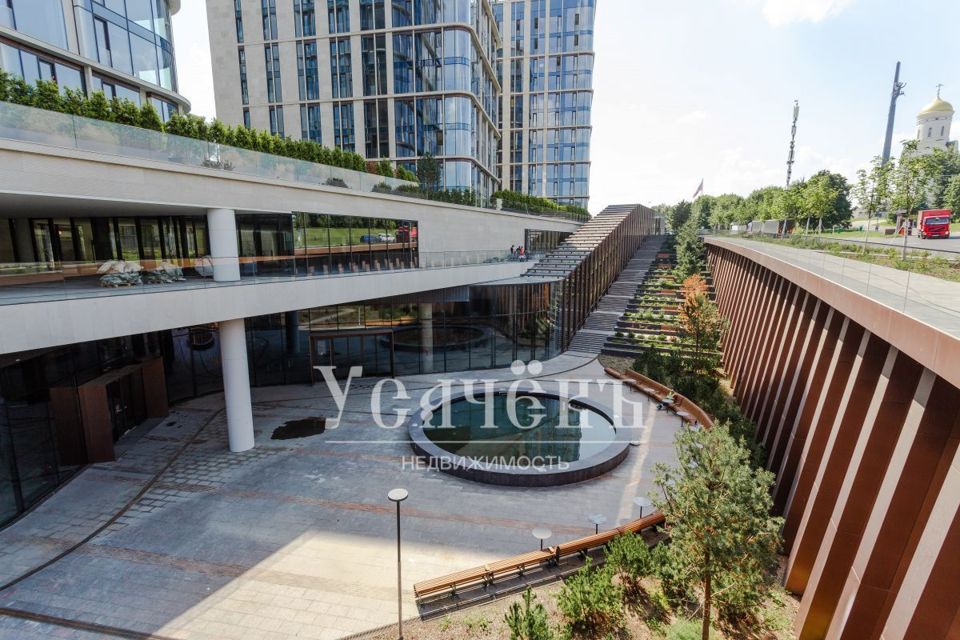 Продается 7-комнатная квартира, площадью 266.00 кв.м. Москва, улица Братьев Фонченко