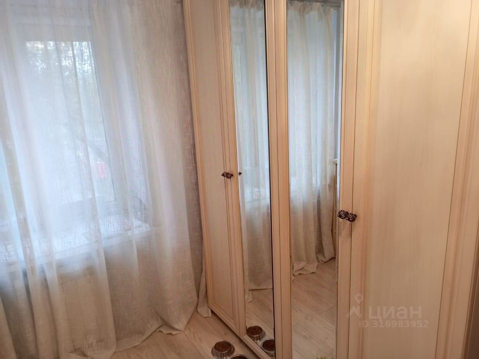 Продается 2-комнатная квартира, площадью 43.00 кв.м. Москва, Аминьевское шоссе, дом 12