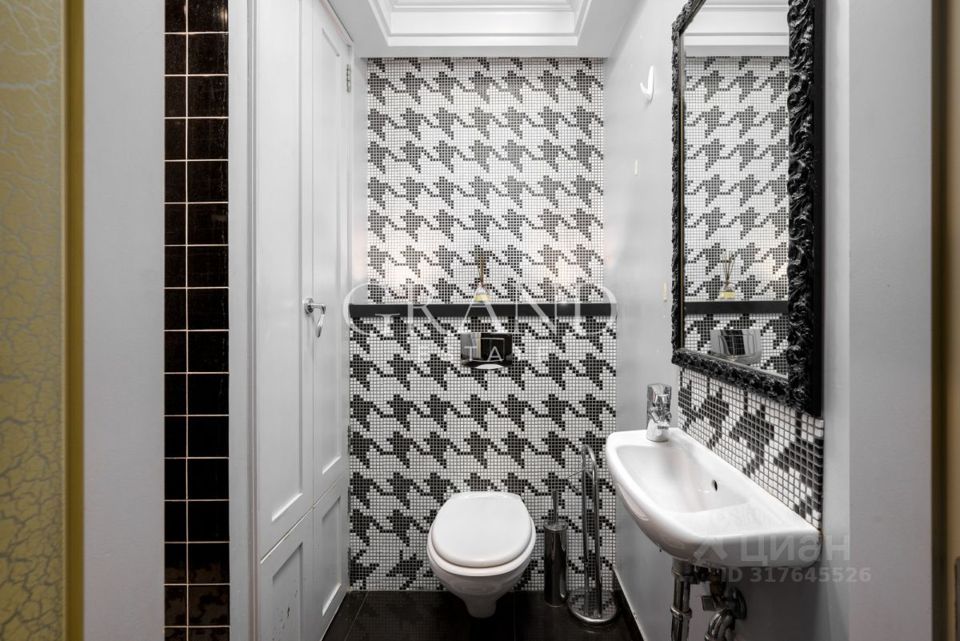 Продается 3-комнатная квартира, площадью 90.00 кв.м. Москва, переулок Козихинский Большой, дом 19/6