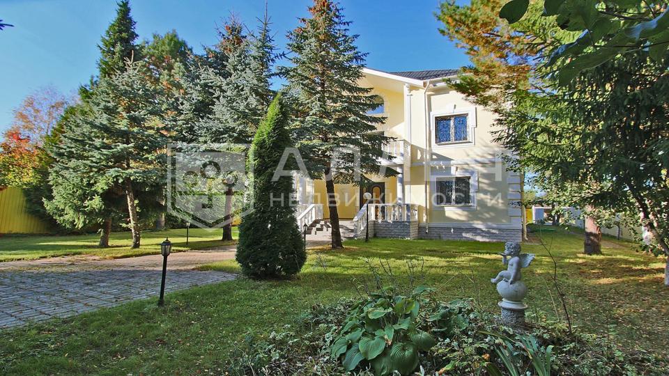 Продается дом, площадью 560.00 кв.м. Московская область, Одинцовский район, деревня Ивановка