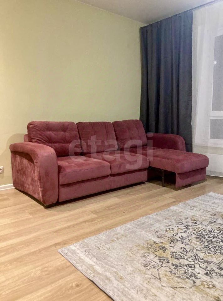 Продается 1-комнатная квартира, площадью 23.50 кв.м. Московская область, Красногорск городской округ, поселок Ильинское-Усово, улица Заповедная, дом 10