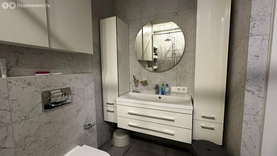 Продается 2-комнатная квартира, площадью 52.10 кв.м. Москва, улица Космонавтов, дом 14к1