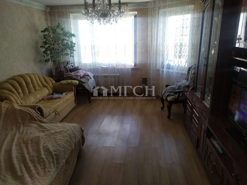 Продается 2-комнатная квартира, площадью 60.50 кв.м. Москва, улица Маршала Савицкого, дом 22к1