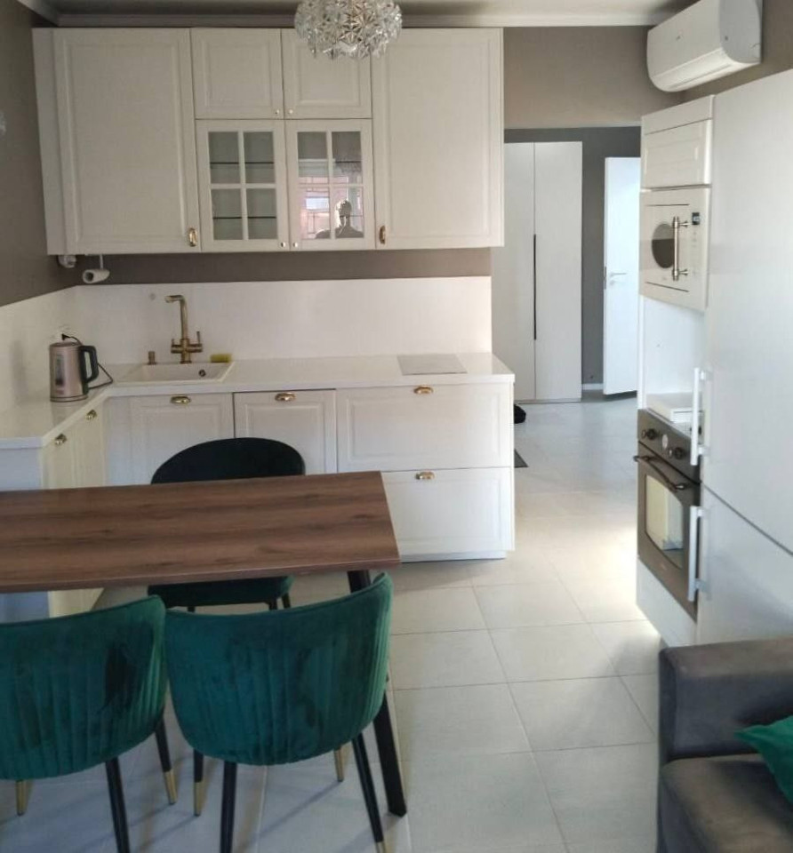 Продается 1-комнатная квартира, площадью 41.80 кв.м. Москва, проезд Ильменский