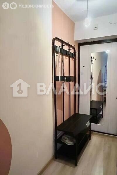 Продается 1-комнатная квартира, площадью 15.00 кв.м. Москва, улица Дегунинская, дом 1к4