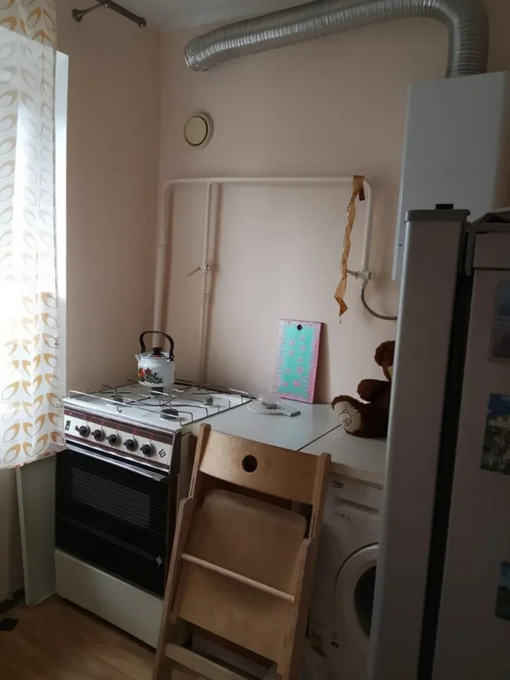 Продается 2-комнатная квартира, площадью 43.70 кв.м. Московская область, Пушкинский район, поселок Лесные Поляны, улица Ленина, дом 1