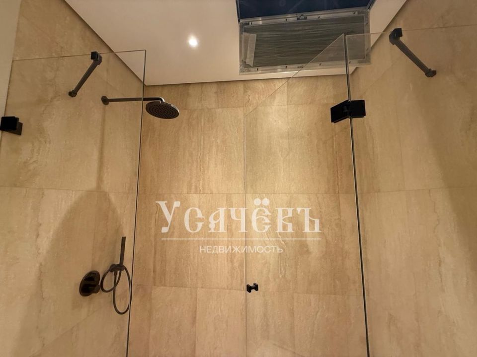 Продается 2-комнатная квартира, площадью 65.00 кв.м. Москва, улица Братьев Фонченко