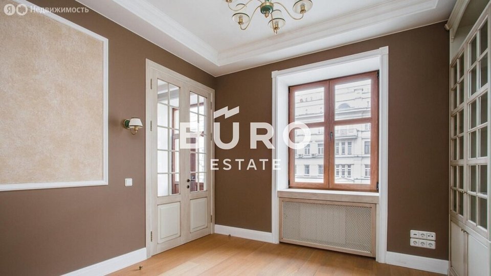 Продается 4-комнатная квартира, площадью 129.00 кв.м. Москва, улица Большая Садовая, дом 5к1