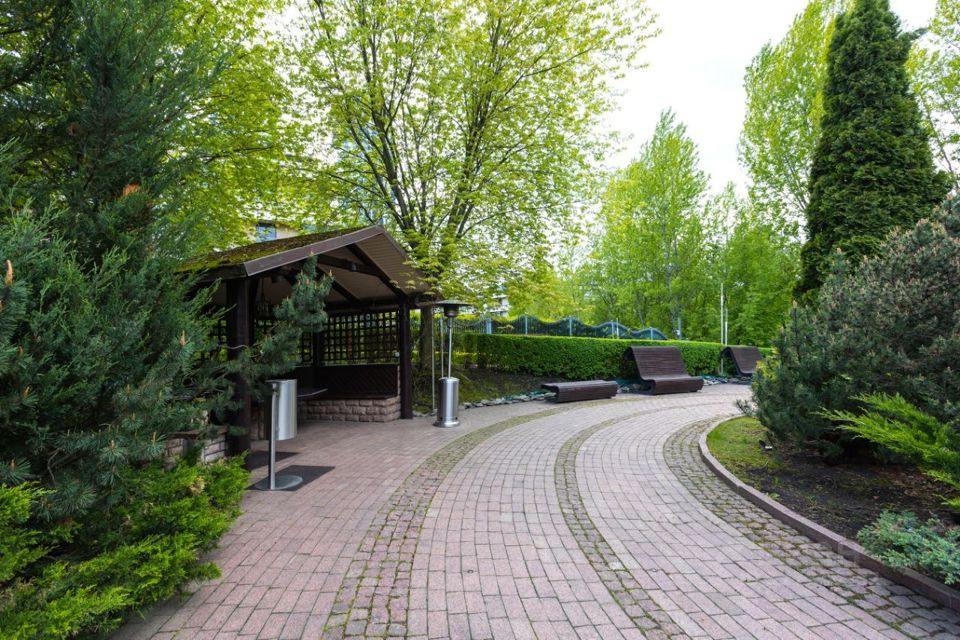 Продается 4-комнатная квартира, площадью 295.10 кв.м. Москва, улица Улофа Пальме, дом 7