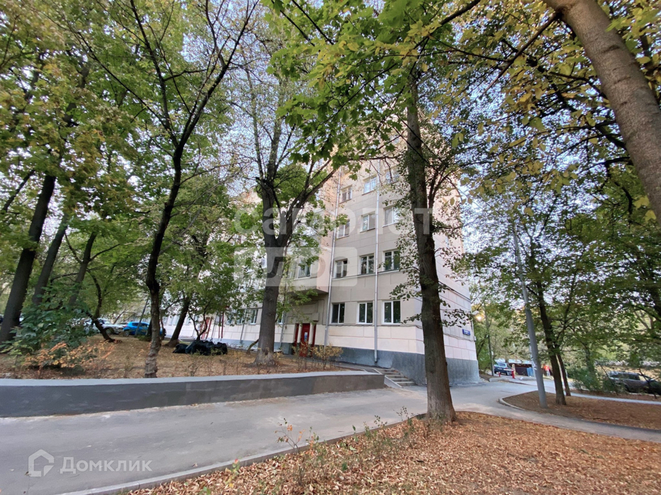 Продается 3-комнатная квартира, площадью 63.00 кв.м. Москва, улица Маршала Василевского, дом 13к1