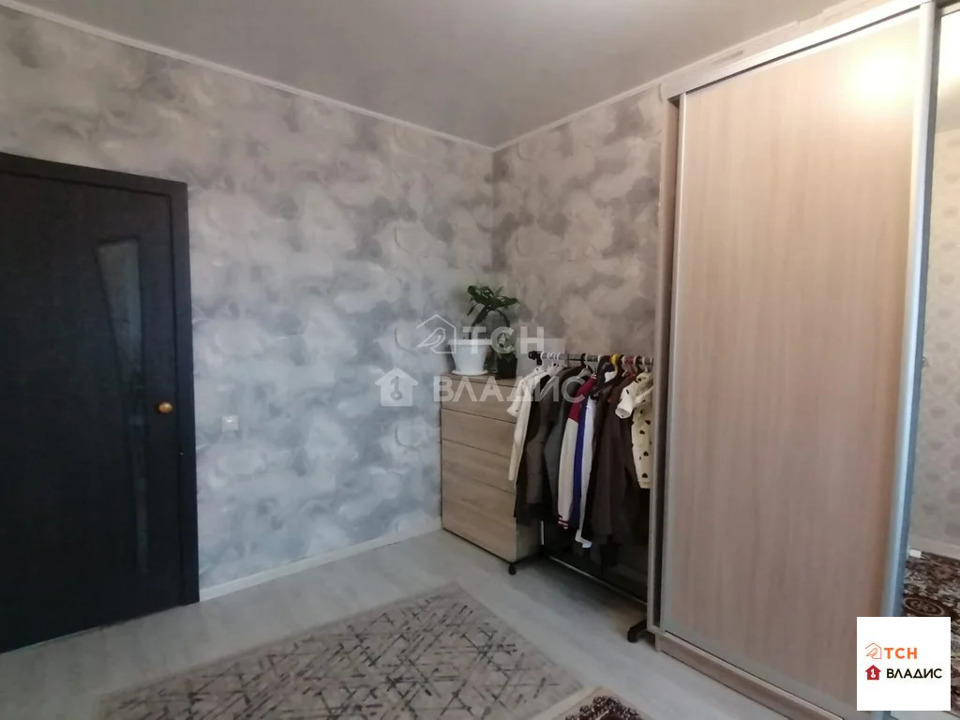 Продается 1-комнатная квартира, площадью 34.20 кв.м. Московская область, Лосино-Петровский городской округ, поселок Свердловский, улица Строителей