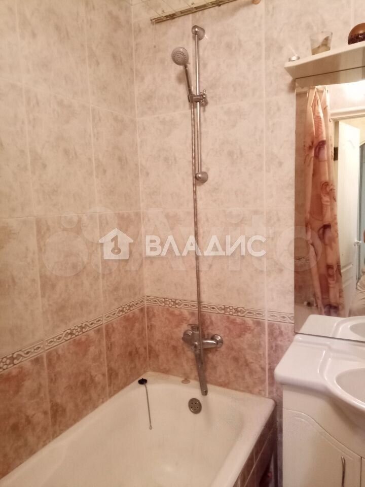 Продается 2-комнатная квартира, площадью 54.00 кв.м. Москва, улица Миклухо-Маклая, дом 38