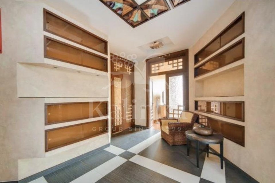 Продается 3-комнатная квартира, площадью 149.00 кв.м. Москва, переулок Зачатьевский 1-й