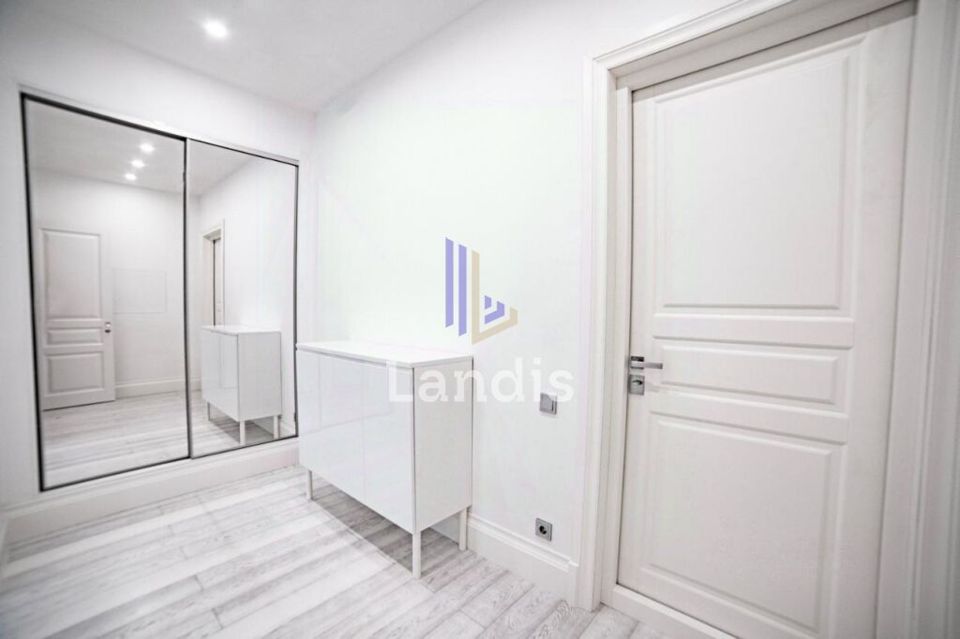 Продается 1-комнатная квартира, площадью 53.00 кв.м. Москва, улица 2-я Брестская, дом 6