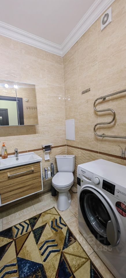 Продается 1-комнатная квартира, площадью 37.60 кв.м. Москва, город Щербинка, улица Барышевская Роща, дом 10