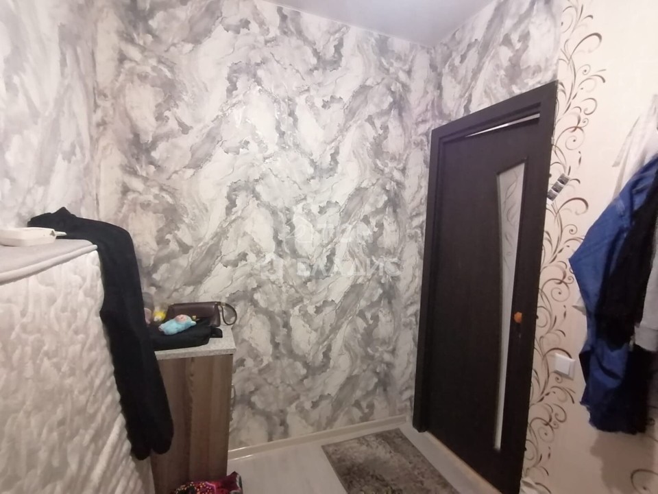 Продается 1-комнатная квартира, площадью 34.20 кв.м. Московская область, Лосино-Петровский городской округ, поселок Свердловский, улица Строителей