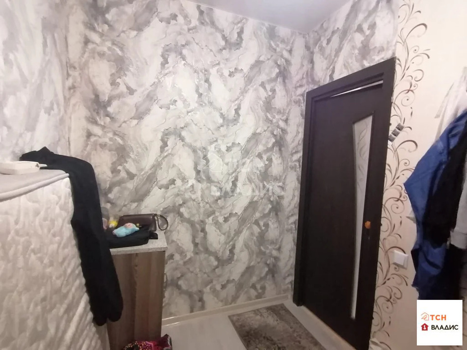 Продается 1-комнатная квартира, площадью 34.20 кв.м. Московская область, Лосино-Петровский городской округ, поселок Свердловский, улица Строителей