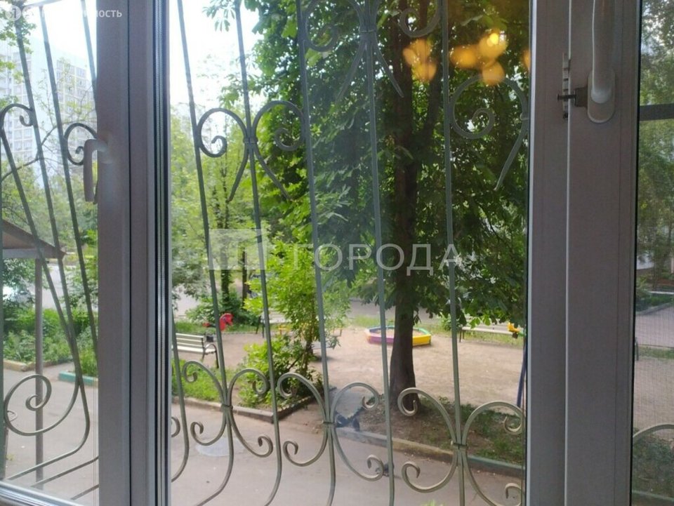 Продается 3-комнатная квартира, площадью 71.40 кв.м. Москва, улица 8-я Соколиной Горы, дом 13