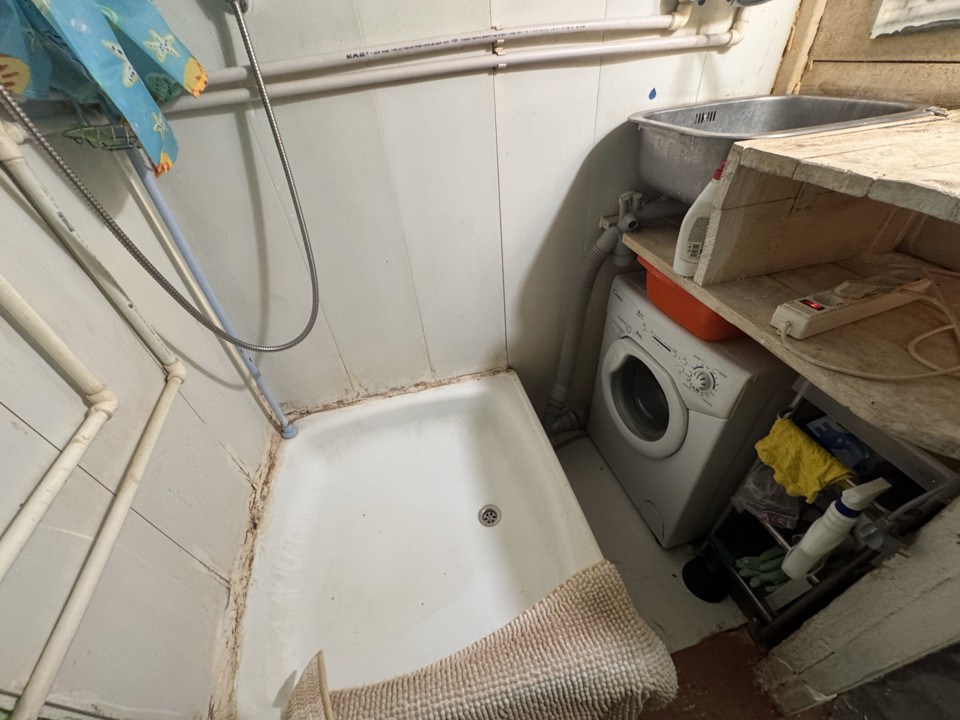 Продается 1-комнатная квартира, площадью 12.90 кв.м. Московская область, Пушкинский район, рабочий поселок Лесной, улица Достоевского, дом 26