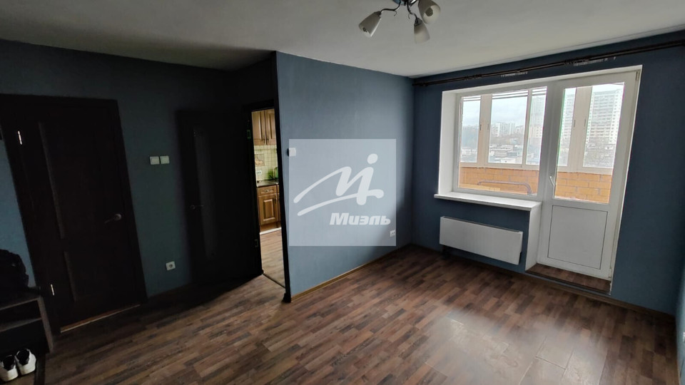 Продается 1-комнатная квартира, площадью 28.00 кв.м. Московская область, Солнечногорский район, поселок городского типа Андреевка, улица Староандреевская, дом 43к1