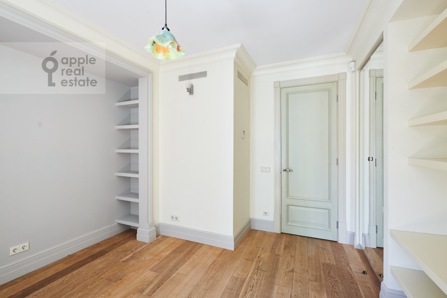 Продается 3-комнатная квартира, площадью 90.00 кв.м. Москва, переулок Козихинский Большой, дом 19/6