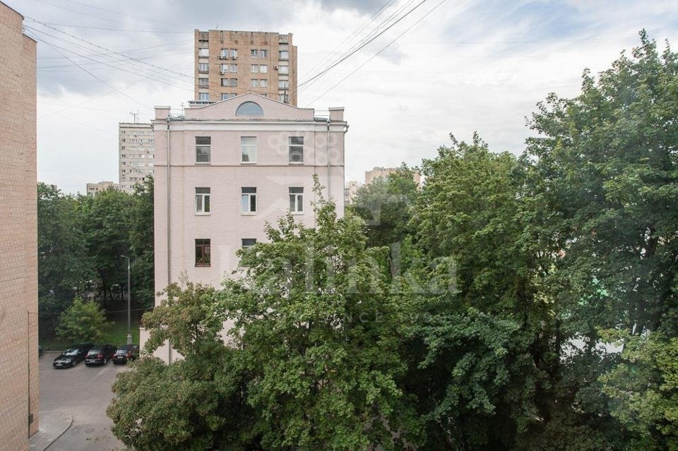 Продается 4-комнатная квартира, площадью 170.00 кв.м. Москва, переулок Гагаринский, дом 24/7стр2