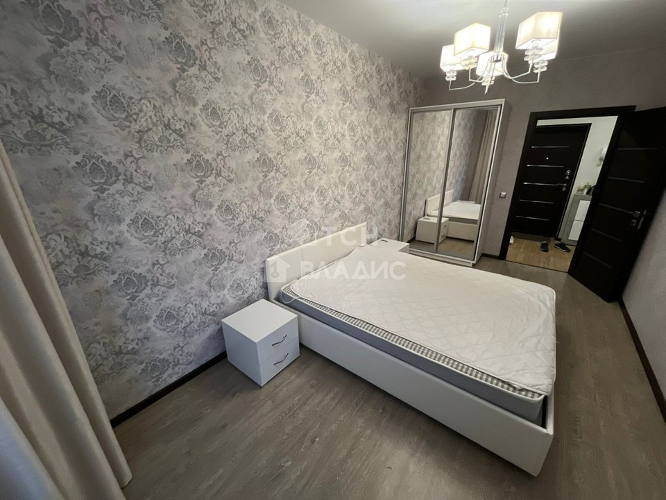 Продается 2-комнатная квартира, площадью 56.60 кв.м. Московская область, Лосино-Петровский городской округ, поселок Свердловский, улица Молодежная, дом 4