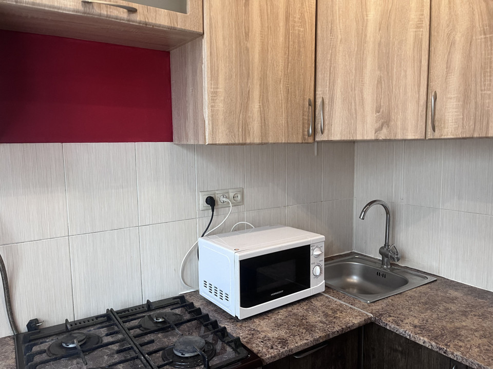 Продается 3-комнатная квартира, площадью 51.00 кв.м. Московская область, Серпухов городской округ, поселок Большевик, улица Ленина, дом 50