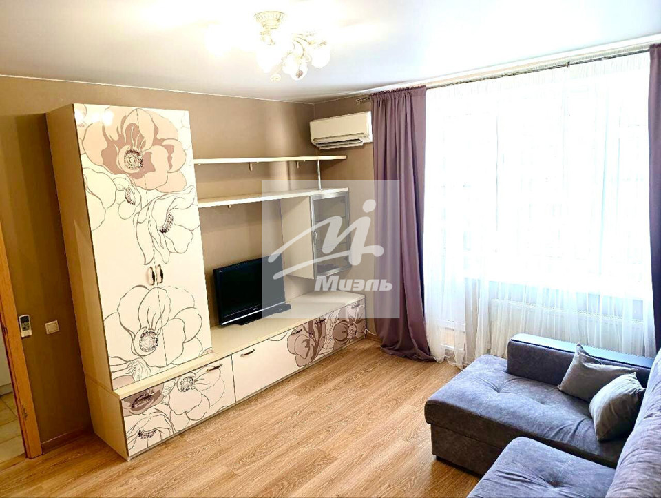 Продается 1-комнатная квартира, площадью 40.20 кв.м. Московская область, Дмитровский городской округ, село Озерецкое, Радости бульвар, дом 16