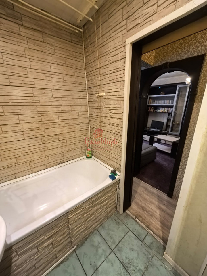 Продается 1-комнатная квартира, площадью 30.50 кв.м. Московская область, Дмитровский городской округ, деревня Жуковка, улица Армейская, дом 94