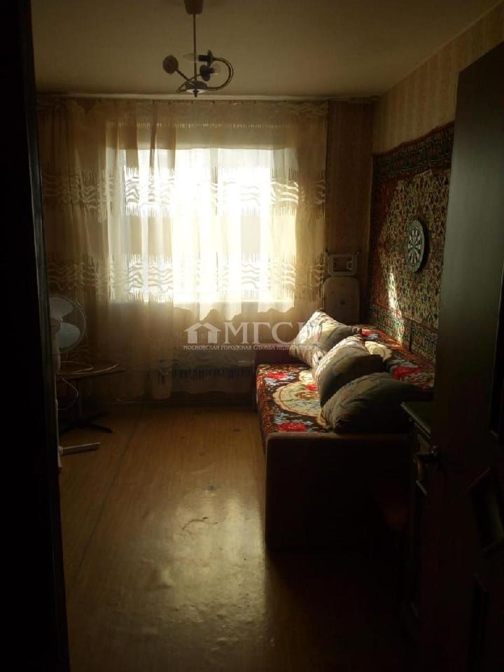 Продается 3-комнатная квартира, площадью 60.00 кв.м. Москва, улица Кантемировская, дом 3к2