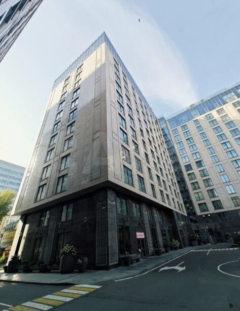 Продается 3-комнатная квартира, площадью 112.20 кв.м. Москва, улица Большая Садовая, дом 5к1