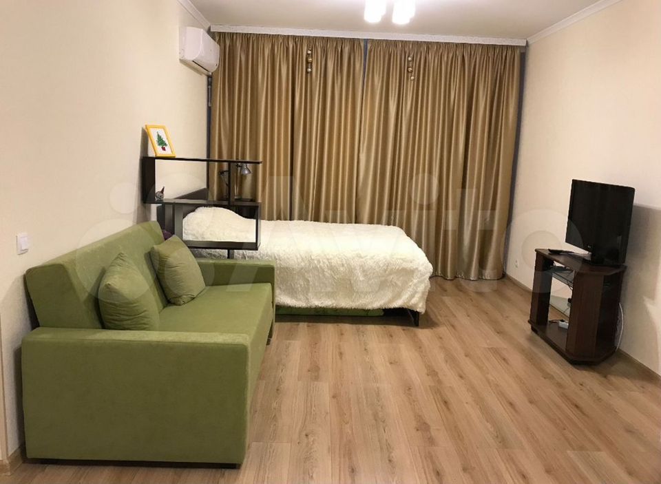 Продается 1-комнатная квартира, площадью 35.10 кв.м. Москва, Варшавское шоссе, дом 141к13