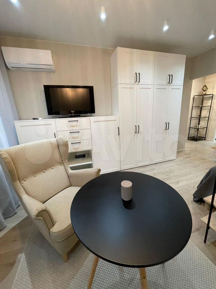 Продается 1-комнатная квартира, площадью 35.00 кв.м. Москва, улица Ярцевская, дом 29к1