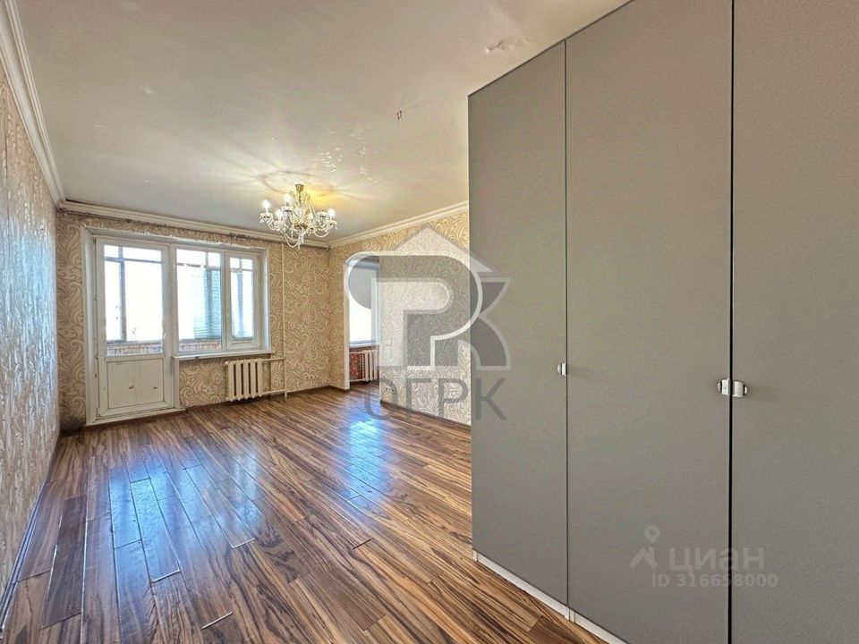 Продается 1-комнатная квартира, площадью 33.20 кв.м. Москва, улица Бауманская, дом 58А