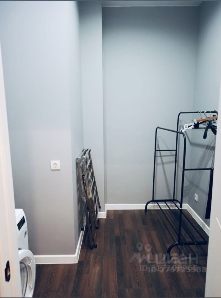 Продается 2-комнатная квартира, площадью 46.00 кв.м. Москва, улица Нежинская