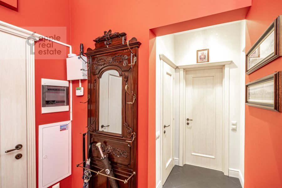 Продается 3-комнатная квартира, площадью 88.00 кв.м. Москва, переулок Нижний Кисловский, дом 3