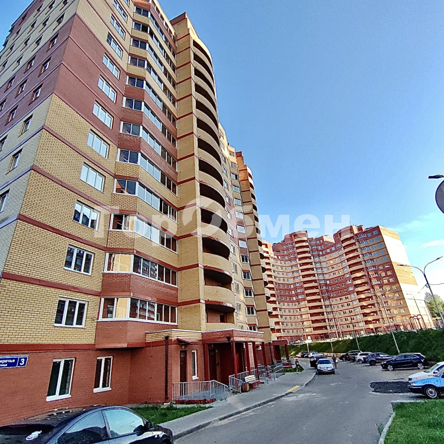 Продается 3-комнатная квартира, площадью 100.00 кв.м. Московская область, Дмитровский городской округ, деревня Целеево, улица Пятиречье, дом 3