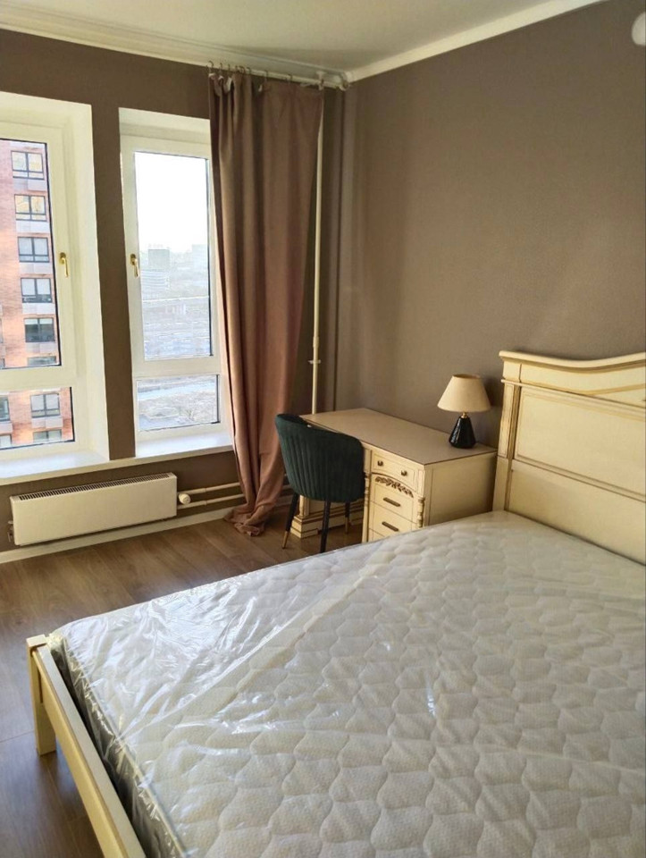 Продается 1-комнатная квартира, площадью 41.80 кв.м. Москва, проезд Ильменский