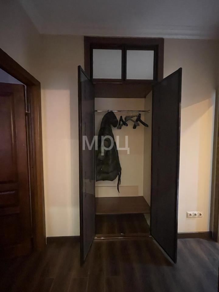 Продается 2-комнатная квартира, площадью 65.80 кв.м. Москва, улица 1-я Дубровская, дом 5