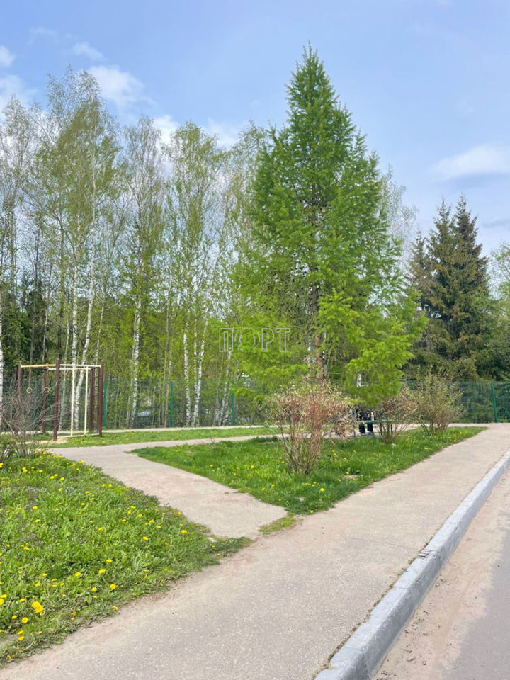 Продается 2-комнатная квартира, площадью 49.20 кв.м. Московская область, Пушкинский район, дачный поселок Зеленоградский, улица Островского, дом 13