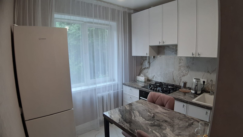 Продается 1-комнатная квартира, площадью 32.40 кв.м. Московская область, Раменский район, рабочий поселок Быково, улица Санаторная, дом 16