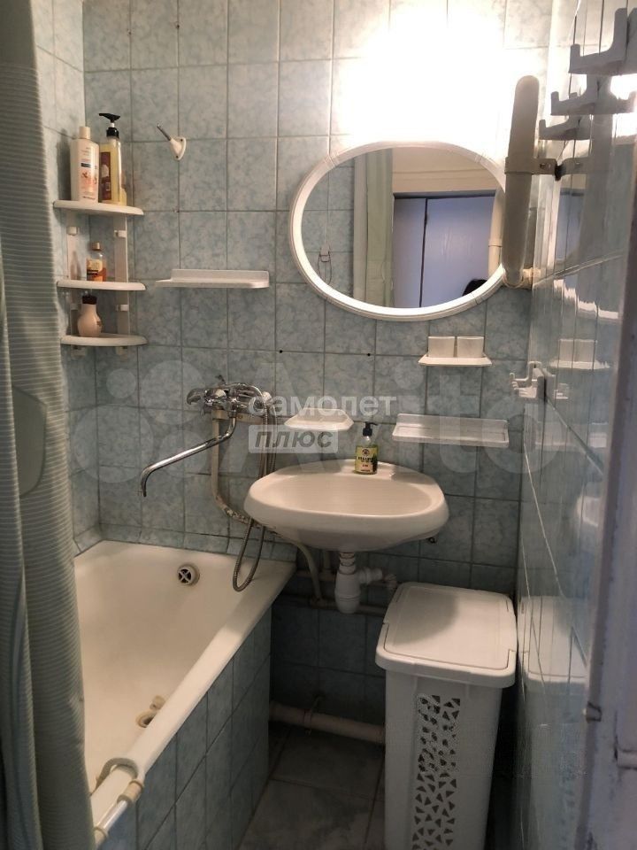 Продается 3-комнатная квартира, площадью 64.00 кв.м. Москва, улица 8-я Соколиной Горы, дом 7