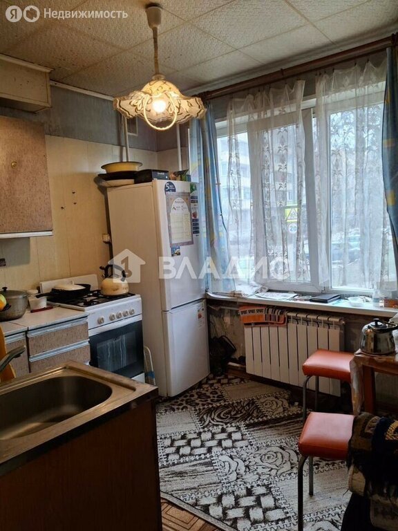 Продается 1-комнатная квартира, площадью 32.00 кв.м. Москва, улица Парковая, дом 6