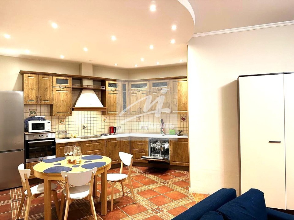 Продается 2-комнатная квартира, площадью 61.30 кв.м. Московская область, Одинцовский район, село Ромашково, проезд Рублевский, дом 40к4