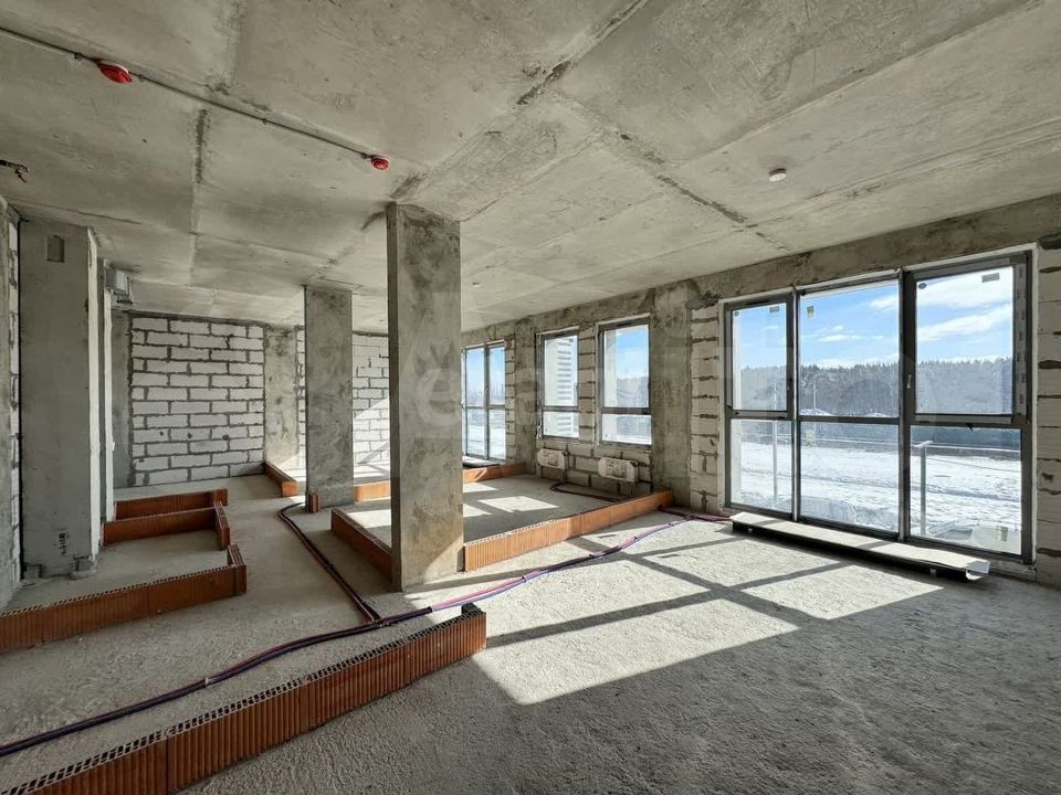 Продается 2-комнатная квартира, площадью 76.90 кв.м. Московская область, Одинцовский район, поселок городского типа Заречье, улица Медовая, дом 1