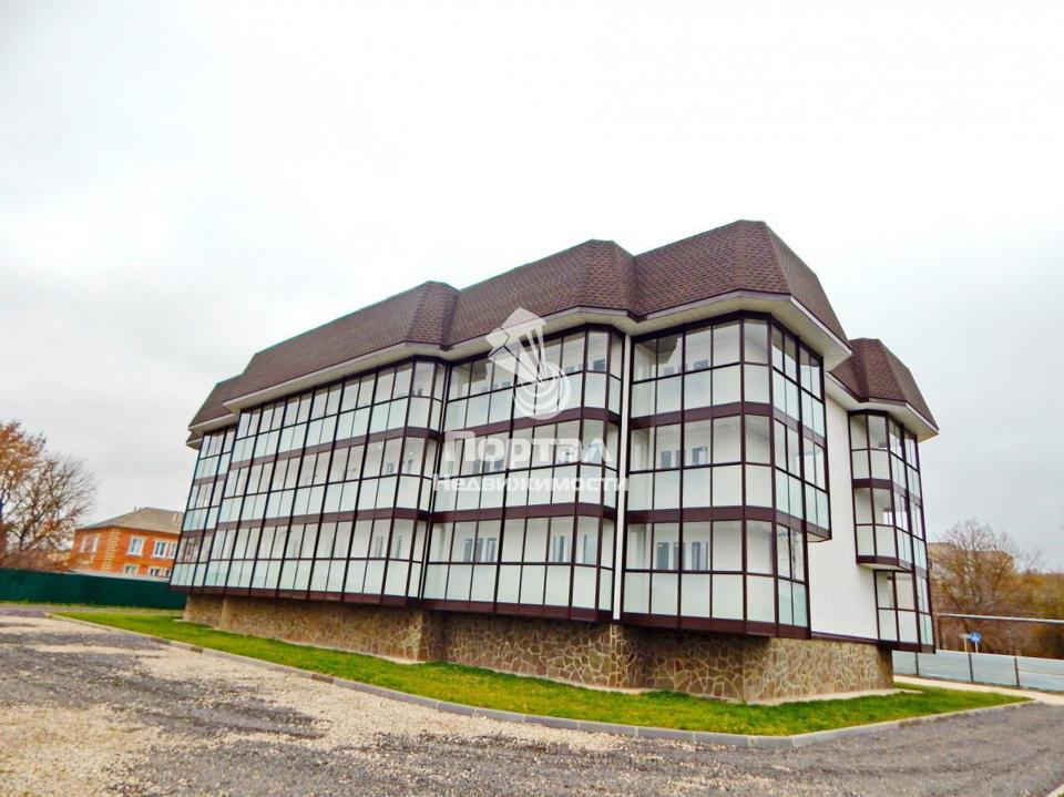 Продается 2-комнатная квартира, площадью 84.00 кв.м. Московская область, Серпухов городской округ, поселок Большевик, улица Молодежная, дом 2А