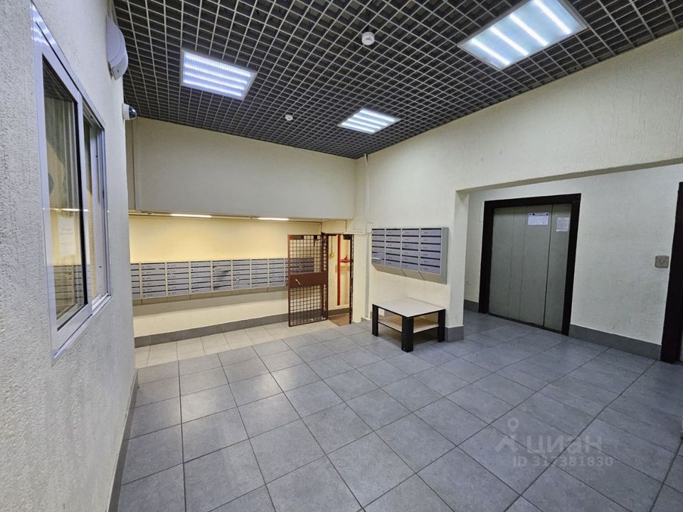 Продается 1-комнатная квартира, площадью 35.30 кв.м. Москва, улица Большая Тульская, дом 2